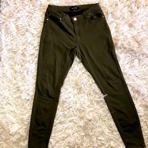 Ellen Tracy Olive Pants